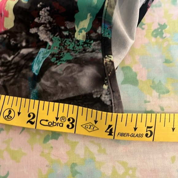 Lululemon | 2023 Hotty Hot High-Rise Lined Short Paint Drift Multi Graphite Sz 4 - Picture 13 of 13